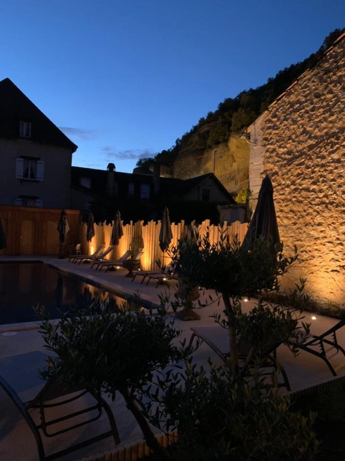 Les appartements d artiste de la Villa du 15 - Restaurant La Maison - piscine chauffée Les Eyzies Extérieur photo