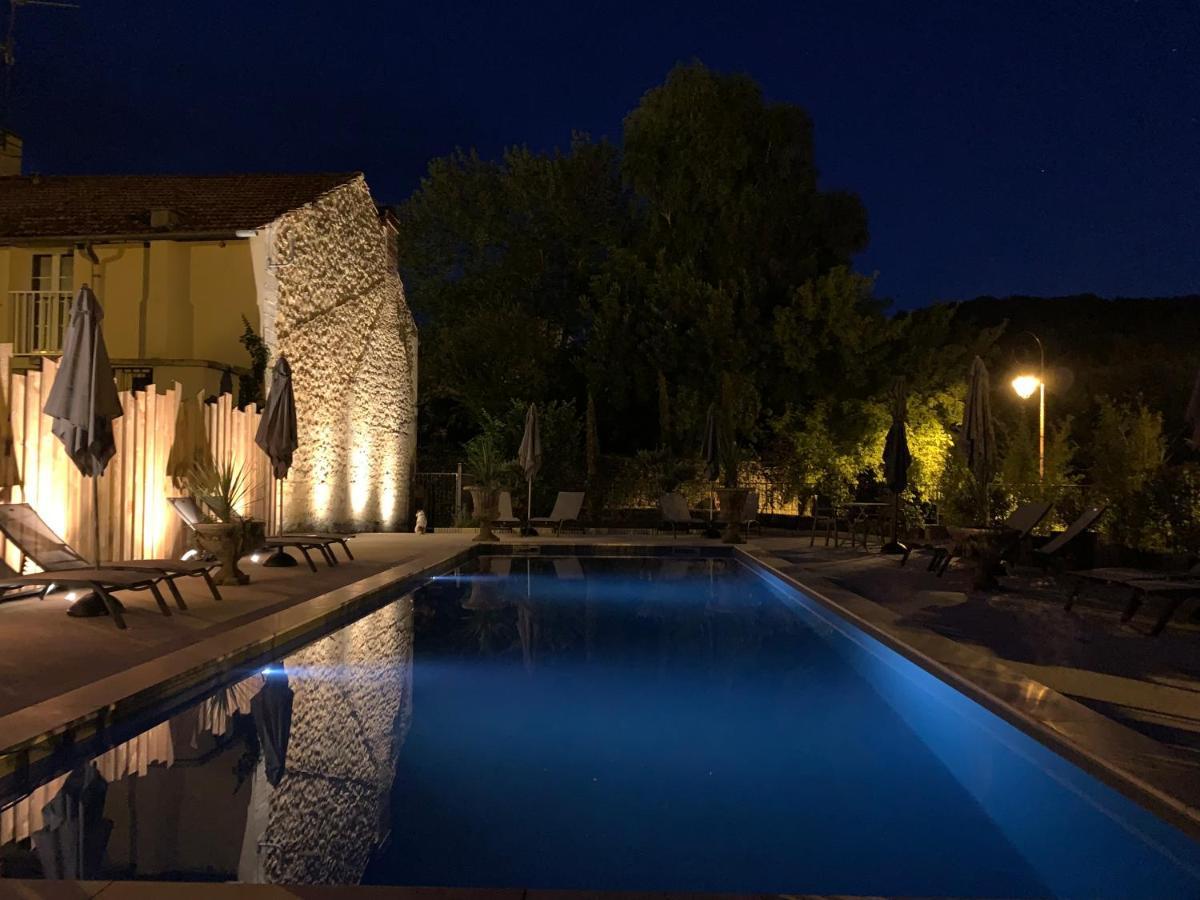 Les appartements d artiste de la Villa du 15 - Restaurant La Maison - piscine chauffée Les Eyzies Extérieur photo
