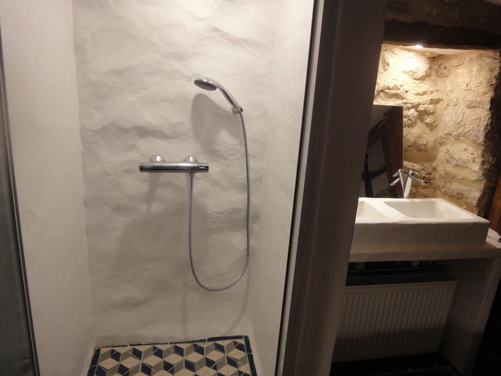 Les appartements d artiste de la Villa du 15 - Restaurant La Maison - piscine chauffée Les Eyzies Extérieur photo