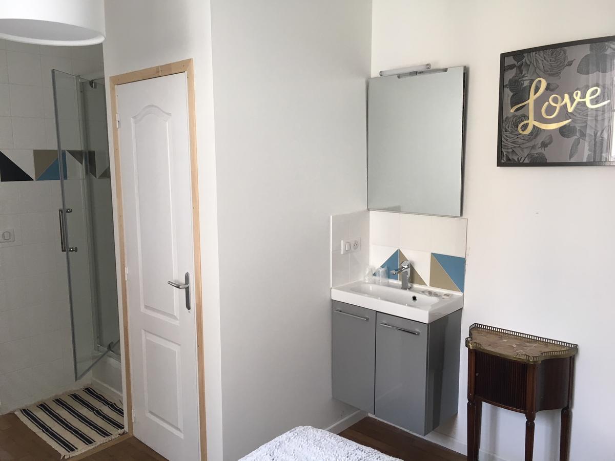 Les appartements d artiste de la Villa du 15 - Restaurant La Maison - piscine chauffée Les Eyzies Extérieur photo